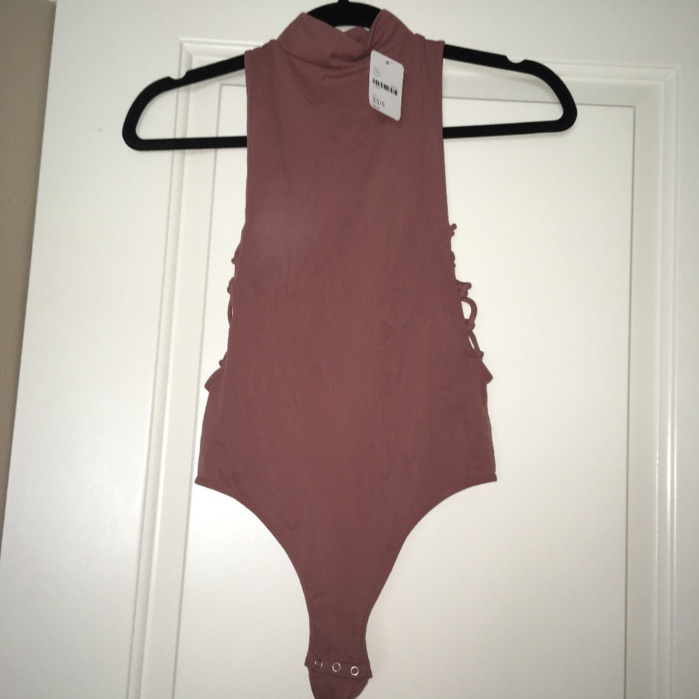 Free People - Picture 3 of 4